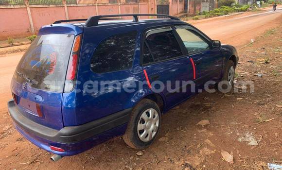 Acheter Occasion Voiture Toyota Corolla Bleu à Yaoundé, Central Cameroon Acheter Occasion Voiture Toyota Corolla Bleu à Yaoundé, Central Cameroon
