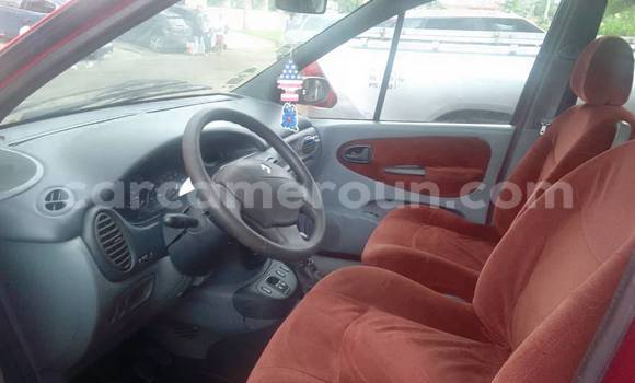 Acheter Occasion Voiture Renault Megane Rouge à Yaoundé, Central Cameroon Acheter Occasion Voiture Renault Megane Rouge à Yaoundé, Central Cameroon