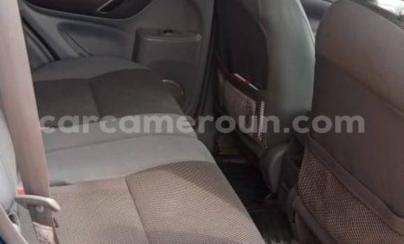 Acheter Occasion Voiture Toyota RAV4 Bleu à Yaoundé, Central Cameroon Acheter Occasion Voiture Toyota RAV4 Bleu à Yaoundé, Central Cameroon