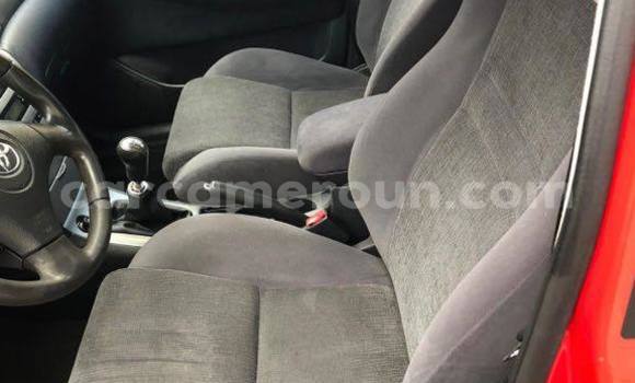 Sayi Na hannu Toyota Corolla Red Mota in Yaounde a Babban Kamaru Sayi Na hannu Toyota Corolla Red Mota in Yaounde a Babban Kamaru