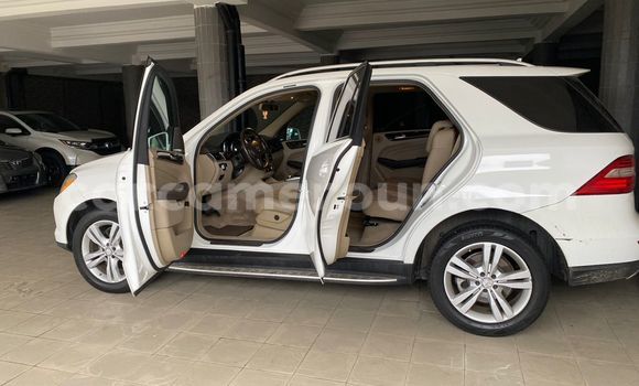 Buy Used Mercedes‒Benz ML–Class White Car in Douala in Littoral Cameroon Buy Used Mercedes‒Benz ML–Class White Car in Douala in Littoral Cameroon