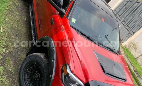 Sayi Na hannu Toyota Tundra Red Mota in Douala a Ƙasar Kamaru Sayi Na hannu Toyota Tundra Red Mota in Douala a Ƙasar Kamaru