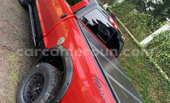 Sayi Na hannu Toyota Tundra Red Mota in Douala a Ƙasar Kamaru Sayi Na hannu Toyota Tundra Red Mota in Douala a Ƙasar Kamaru
