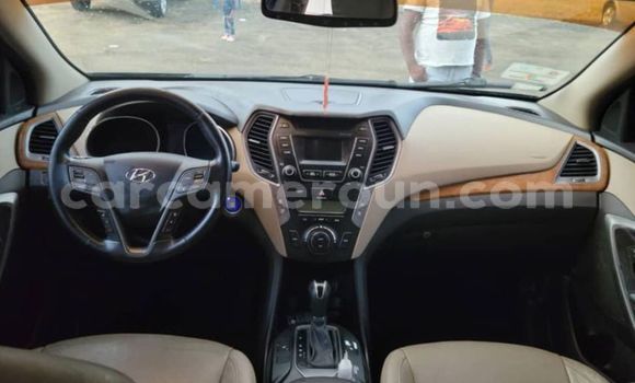 Sayi Na hannu Hyundai Santa Fe Sauran Mota in Douala a Ƙasar Kamaru Sayi Na hannu Hyundai Santa Fe Sauran Mota in Douala a Ƙasar Kamaru