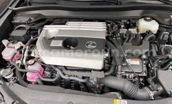 Sayi Na hannu Lexus RX 350 Azurfa Mota in Douala a Ƙasar Kamaru Sayi Na hannu Lexus RX 350 Azurfa Mota in Douala a Ƙasar Kamaru