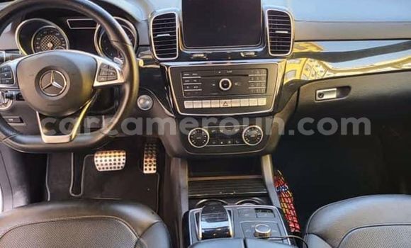 Sayi Na hannu Mercedes‒Benz AMG GLE White Mota in Douala a Ƙasar Kamaru Sayi Na hannu Mercedes‒Benz AMG GLE White Mota in Douala a Ƙasar Kamaru