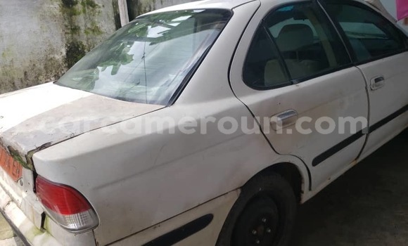 Acheter Occasion Voiture Nissan Sunny Blanc à Douala, Littoral Cameroon Acheter Occasion Voiture Nissan Sunny Blanc à Douala, Littoral Cameroon