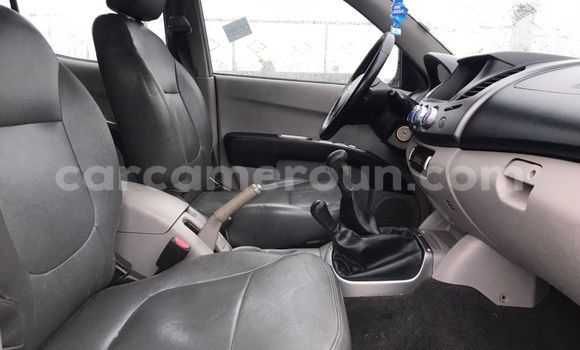 Acheter Occasion Voiture Mitsubishi L200 Noir à Douala, Littoral Cameroon Acheter Occasion Voiture Mitsubishi L200 Noir à Douala, Littoral Cameroon