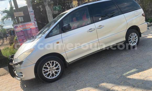 Sayi Na hannu Toyota Previa Sauran Mota in Yaounde a Babban Kamaru Sayi Na hannu Toyota Previa Sauran Mota in Yaounde a Babban Kamaru