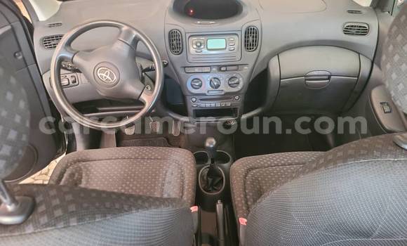 Sayi Na hannu Toyota Yaris Black Mota in Yaounde a Babban Kamaru Sayi Na hannu Toyota Yaris Black Mota in Yaounde a Babban Kamaru