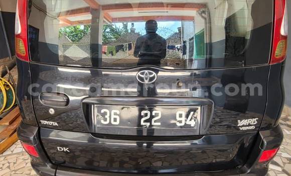 Sayi Na hannu Toyota Yaris Black Mota in Yaounde a Babban Kamaru Sayi Na hannu Toyota Yaris Black Mota in Yaounde a Babban Kamaru