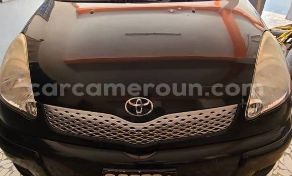 Sayi Na hannu Toyota Yaris Black Mota in Yaounde a Babban Kamaru Sayi Na hannu Toyota Yaris Black Mota in Yaounde a Babban Kamaru