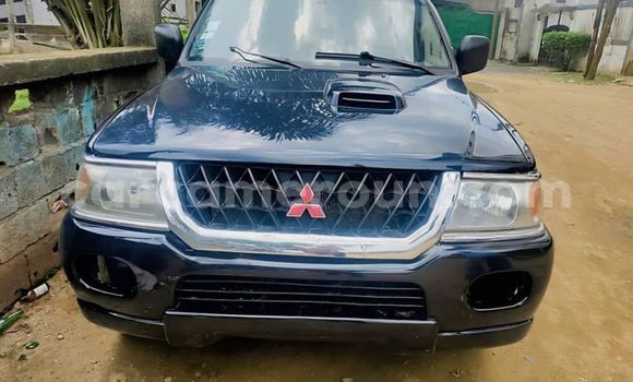 Sayi Na hannu Mitsubishi Montero Black Mota in Yaounde a Babban Kamaru