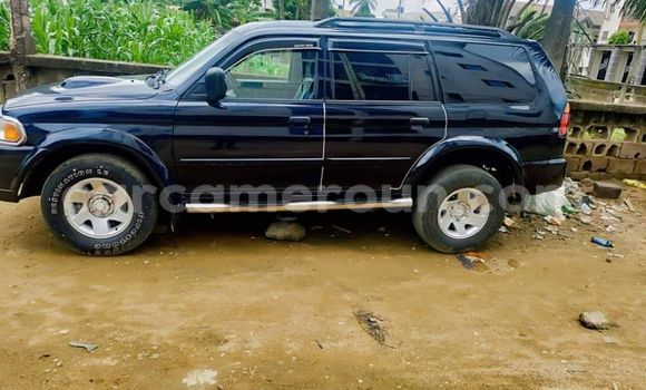 Sayi Na hannu Mitsubishi Montero Black Mota in Yaounde a Babban Kamaru Sayi Na hannu Mitsubishi Montero Black Mota in Yaounde a Babban Kamaru