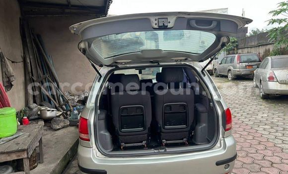 Sayi Na hannu Toyota Avensis Sauran Mota in Yaounde a Babban Kamaru Sayi Na hannu Toyota Avensis Sauran Mota in Yaounde a Babban Kamaru