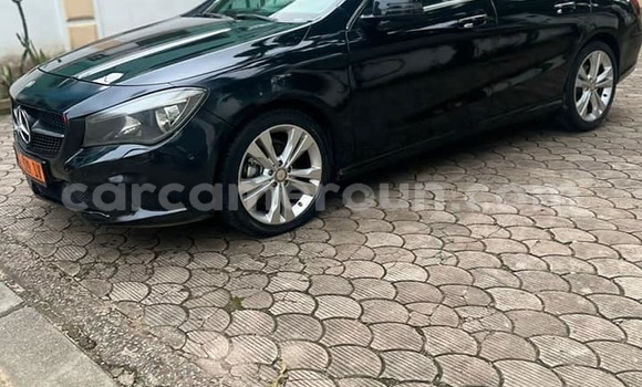 Acheter Occasion Voiture Mercedes-Benz C-Classe Noir à Yaoundé, Central Cameroon Acheter Occasion Voiture Mercedes-Benz C-Classe Noir à Yaoundé, Central Cameroon
