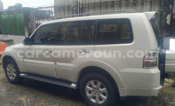 Acheter Occasion Voiture Mitsubishi Pajero Blanc à Yaoundé, Central Cameroon Acheter Occasion Voiture Mitsubishi Pajero Blanc à Yaoundé, Central Cameroon