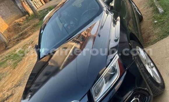 Sayi Na hannu Audi 80 Black Mota in Yaounde a Babban Kamaru