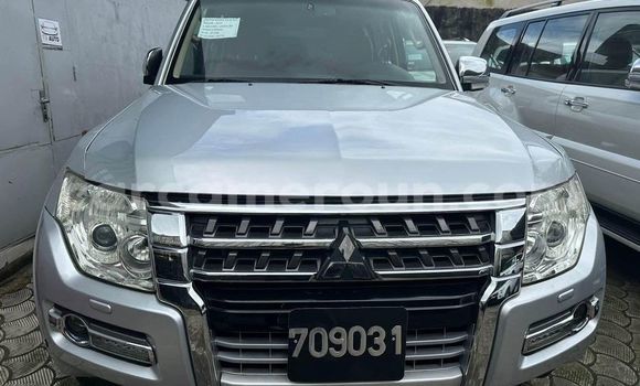 Acheter Occasion Voiture Mitsubishi Pajero Autre à Yaoundé, Central Cameroon Acheter Occasion Voiture Mitsubishi Pajero Autre à Yaoundé, Central Cameroon