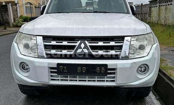 Acheter Occasion Voiture Mitsubishi Pajero Blanc à Yaoundé, Central Cameroon Acheter Occasion Voiture Mitsubishi Pajero Blanc à Yaoundé, Central Cameroon