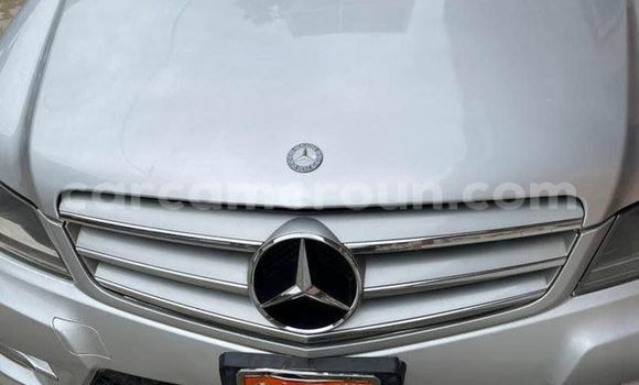 Sayi Na hannu Mercedes-Benz C-Classe Sauran Mota in Yaounde a Babban Kamaru Sayi Na hannu Mercedes-Benz C-Classe Sauran Mota in Yaounde a Babban Kamaru