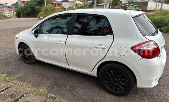 Acheter Occasion Voiture Toyota Auris Blanc à Yaoundé, Central Cameroon Acheter Occasion Voiture Toyota Auris Blanc à Yaoundé, Central Cameroon