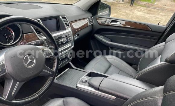 Acheter Occasion Voiture Mercedes‒Benz ML–Class Noir à Yaoundé, Central Cameroon Acheter Occasion Voiture Mercedes‒Benz ML–Class Noir à Yaoundé, Central Cameroon