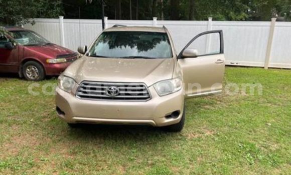 Acheter Occasion Voiture Toyota Highlander Autre à Yaoundé, Central Cameroon Acheter Occasion Voiture Toyota Highlander Autre à Yaoundé, Central Cameroon