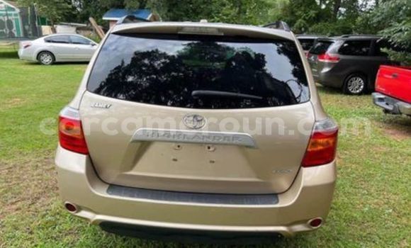 Acheter Occasion Voiture Toyota Highlander Autre à Yaoundé, Central Cameroon Acheter Occasion Voiture Toyota Highlander Autre à Yaoundé, Central Cameroon