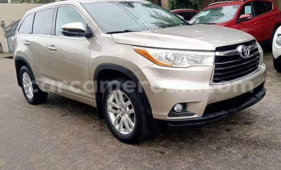Acheter Occasion Voiture Toyota Highlander Autre à Yaoundé, Central Cameroon Acheter Occasion Voiture Toyota Highlander Autre à Yaoundé, Central Cameroon