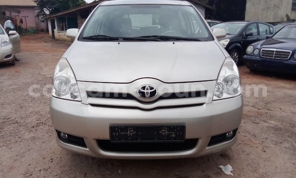 Acheter Occasion Voiture Toyota Corolla Gris à Yaoundé, Central Cameroon