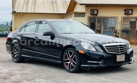 Acheter Occasion Voiture Mercedes‒Benz E–Class Noir à Yaoundé, Central Cameroon Acheter Occasion Voiture Mercedes‒Benz E–Class Noir à Yaoundé, Central Cameroon