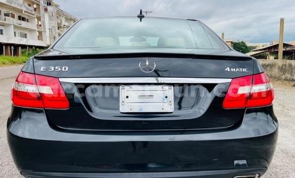 Acheter Occasion Voiture Mercedes‒Benz E–Class Noir à Yaoundé, Central Cameroon Acheter Occasion Voiture Mercedes‒Benz E–Class Noir à Yaoundé, Central Cameroon