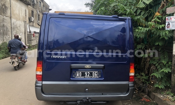 Acheter Import Utilitaire Ford Cargo Bleu à Douala, Littoral Cameroon Acheter Import Utilitaire Ford Cargo Bleu à Douala, Littoral Cameroon