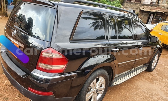 Acheter Occasion Voiture Mercedes‒Benz GL–Class Noir à Yaoundé, Central Cameroon Acheter Occasion Voiture Mercedes‒Benz GL–Class Noir à Yaoundé, Central Cameroon