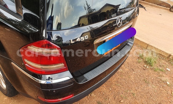 Acheter Occasion Voiture Mercedes‒Benz GL–Class Noir à Yaoundé, Central Cameroon Acheter Occasion Voiture Mercedes‒Benz GL–Class Noir à Yaoundé, Central Cameroon