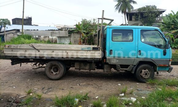 Buy Used Mitsubishi Van Green Truck in Douala in Littoral Cameroon Buy Used Mitsubishi Van Green Truck in Douala in Littoral Cameroon