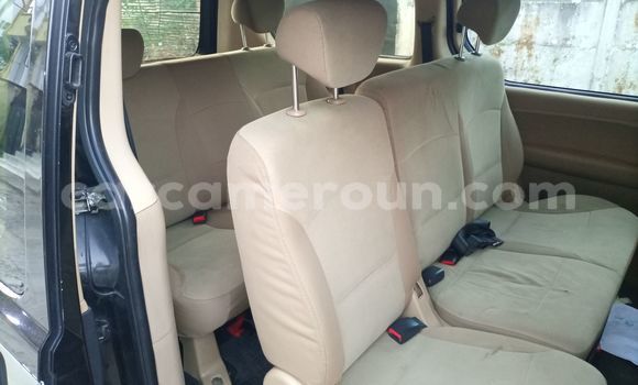 Sayi Na hannu Hyundai H200 Black Babbar mota in Douala a Ƙasar Kamaru Sayi Na hannu Hyundai H200 Black Babbar mota in Douala a Ƙasar Kamaru