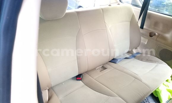 Sayi Na hannu Hyundai H200 Black Babbar mota in Douala a Ƙasar Kamaru Sayi Na hannu Hyundai H200 Black Babbar mota in Douala a Ƙasar Kamaru