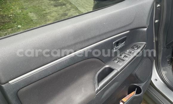 Sayi Na hannu Mitsubishi RVR Azurfa Mota in Douala a Ƙasar Kamaru Sayi Na hannu Mitsubishi RVR Azurfa Mota in Douala a Ƙasar Kamaru