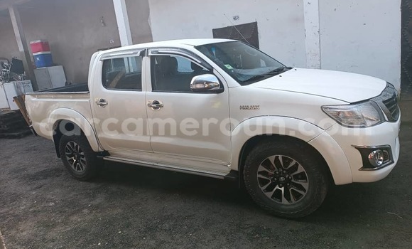 Buy Used Toyota Dyna White Truck in Douala in Littoral Cameroon Buy Used Toyota Dyna White Truck in Douala in Littoral Cameroon