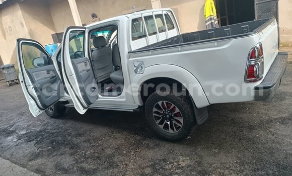 Buy Used Toyota Dyna White Truck in Douala in Littoral Cameroon Buy Used Toyota Dyna White Truck in Douala in Littoral Cameroon