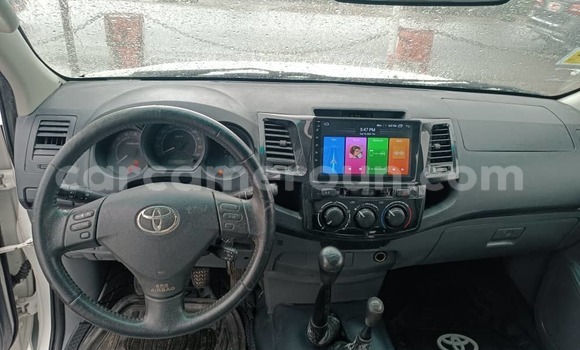 Buy Used Toyota Dyna White Truck in Douala in Littoral Cameroon Buy Used Toyota Dyna White Truck in Douala in Littoral Cameroon