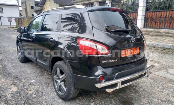 Sayi Na hannu Nissan Qashqai+2 Black Mota in Douala a Ƙasar Kamaru Sayi Na hannu Nissan Qashqai+2 Black Mota in Douala a Ƙasar Kamaru