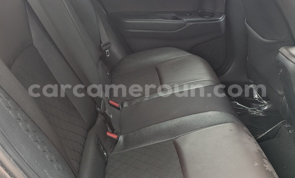 Acheter Occasion Voiture Toyota C-HR Gris à Yaoundé, Central Cameroon Acheter Occasion Voiture Toyota C-HR Gris à Yaoundé, Central Cameroon