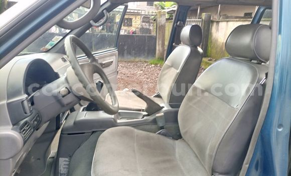 Buy Used Nissan Serena Blue Car in Douala in Littoral Cameroon Buy Used Nissan Serena Blue Car in Douala in Littoral Cameroon