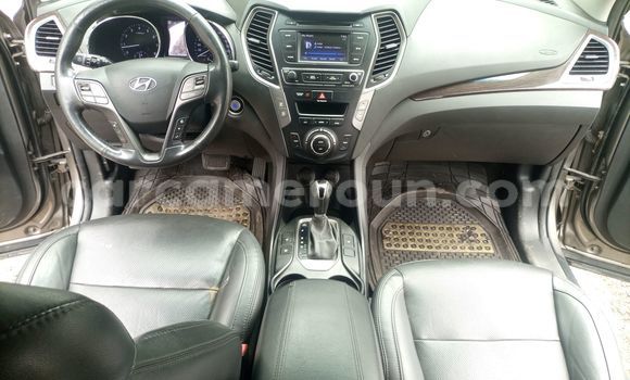 Buy Used Hyundai Santa Fe Silver Car in Douala in Littoral Cameroon Buy Used Hyundai Santa Fe Silver Car in Douala in Littoral Cameroon