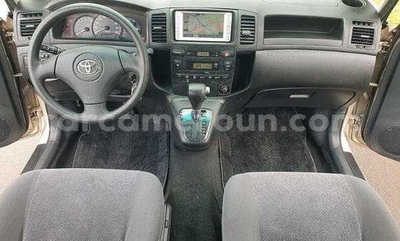Acheter Occasion Voiture Toyota Corolla Spacio Autre à Yaoundé, Central Cameroon Acheter Occasion Voiture Toyota Corolla Spacio Autre à Yaoundé, Central Cameroon