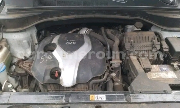 Acheter Occasion Utilitaire Hyundai Chorus Blanc à Douala, Littoral Cameroon