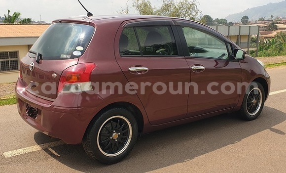 Acheter Occasion Voiture Toyota Vitz Rouge à Yaoundé, Central Cameroon Acheter Occasion Voiture Toyota Vitz Rouge à Yaoundé, Central Cameroon